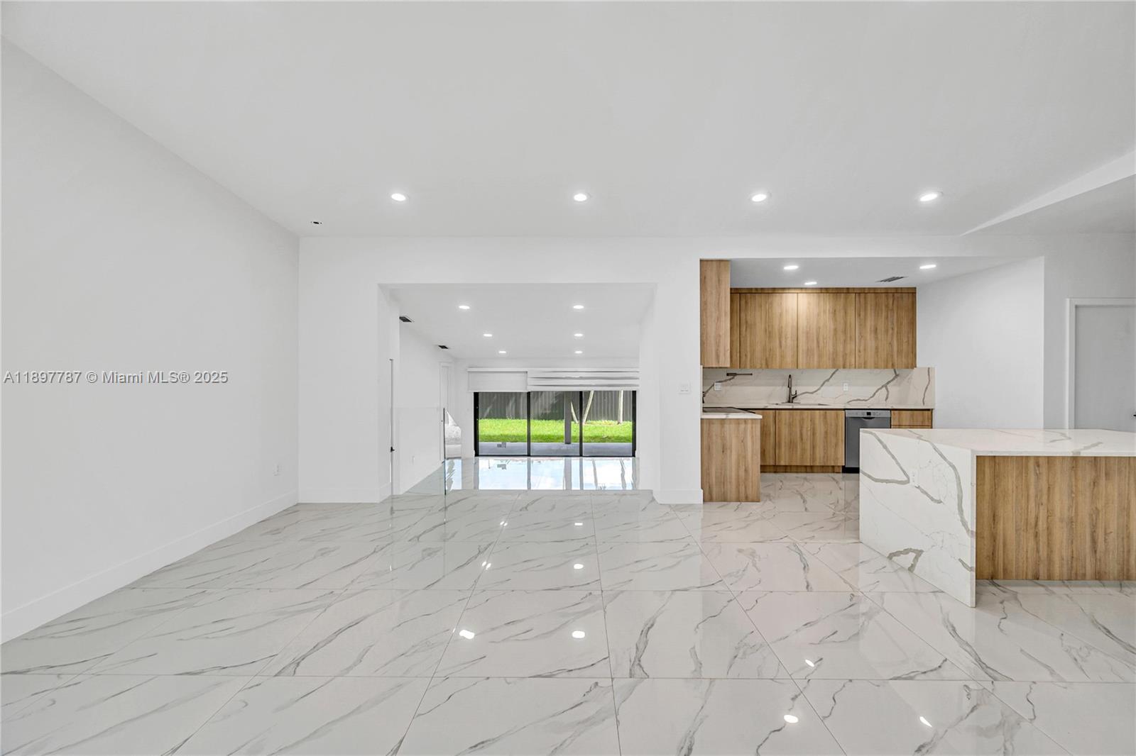 3051 SW 84th Ct, Miami