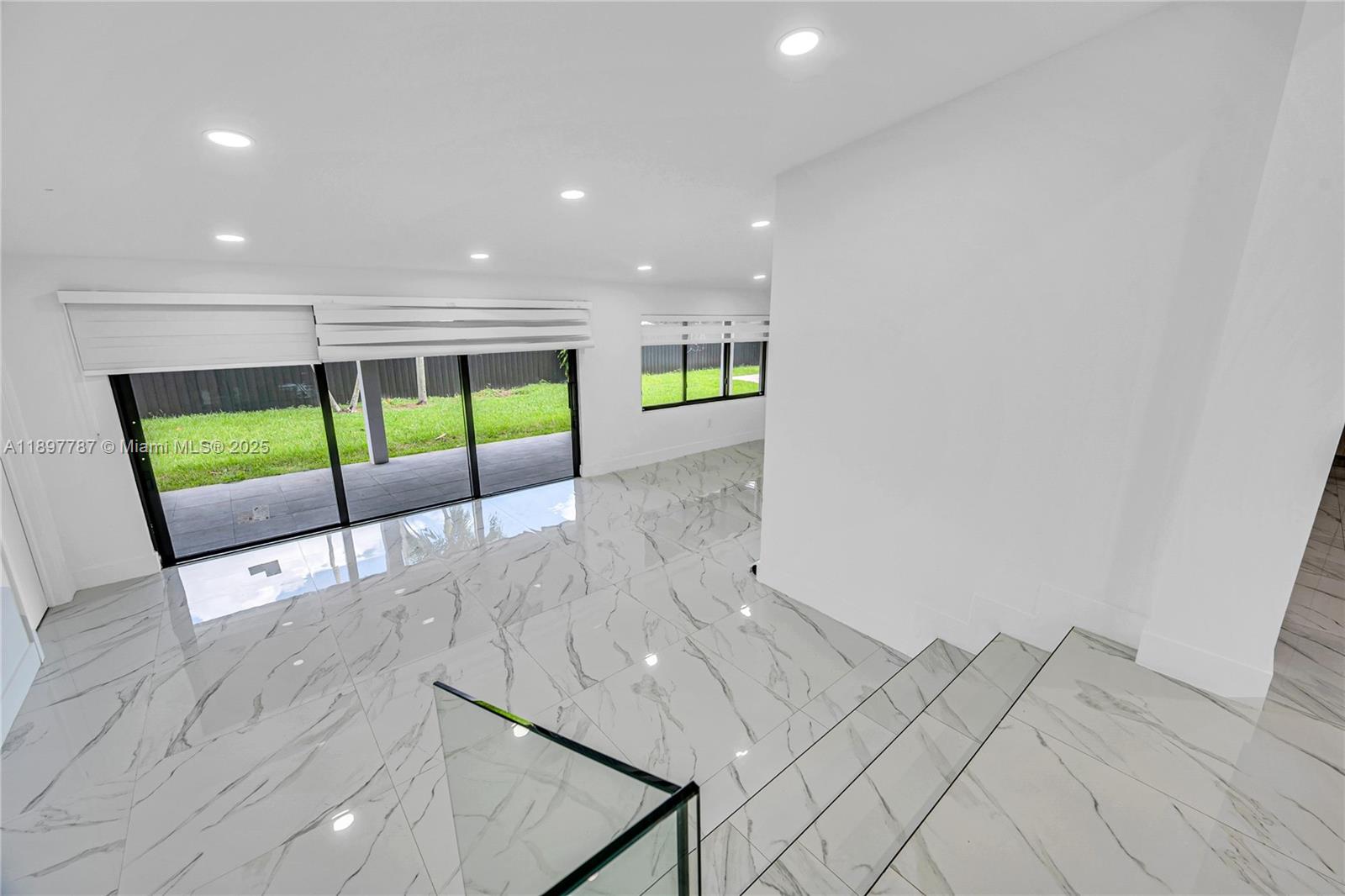 3051 SW 84th Ct, Miami