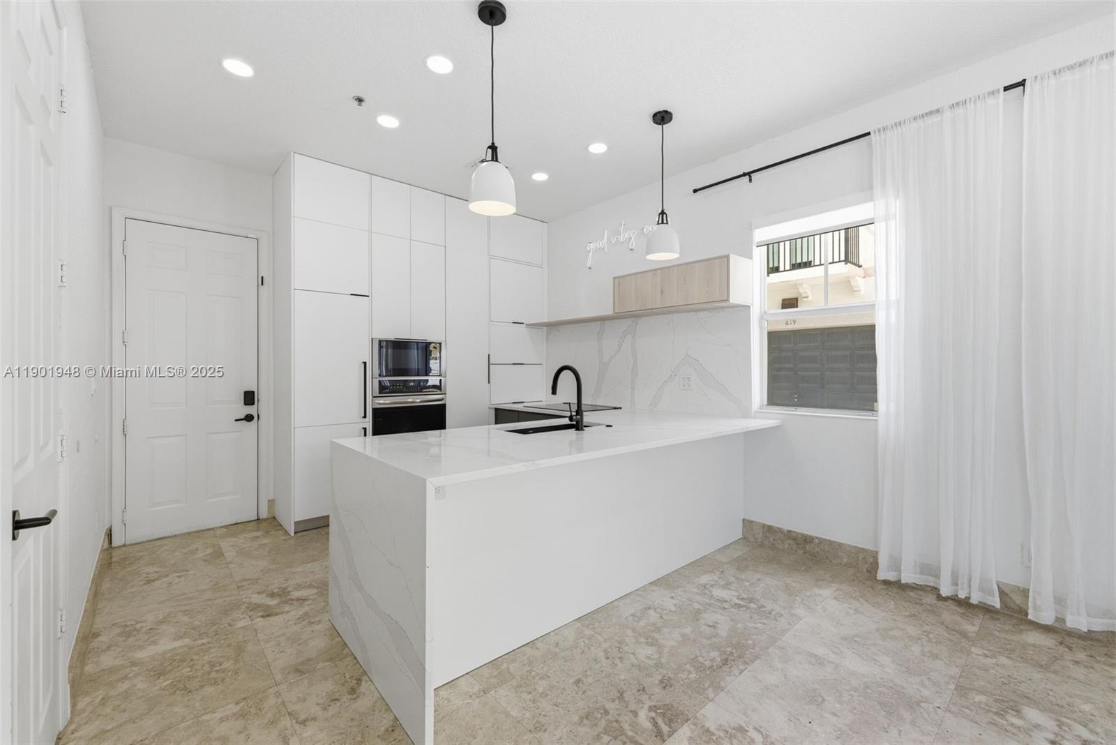 623 NE 11th Ave, Fort Lauderdale