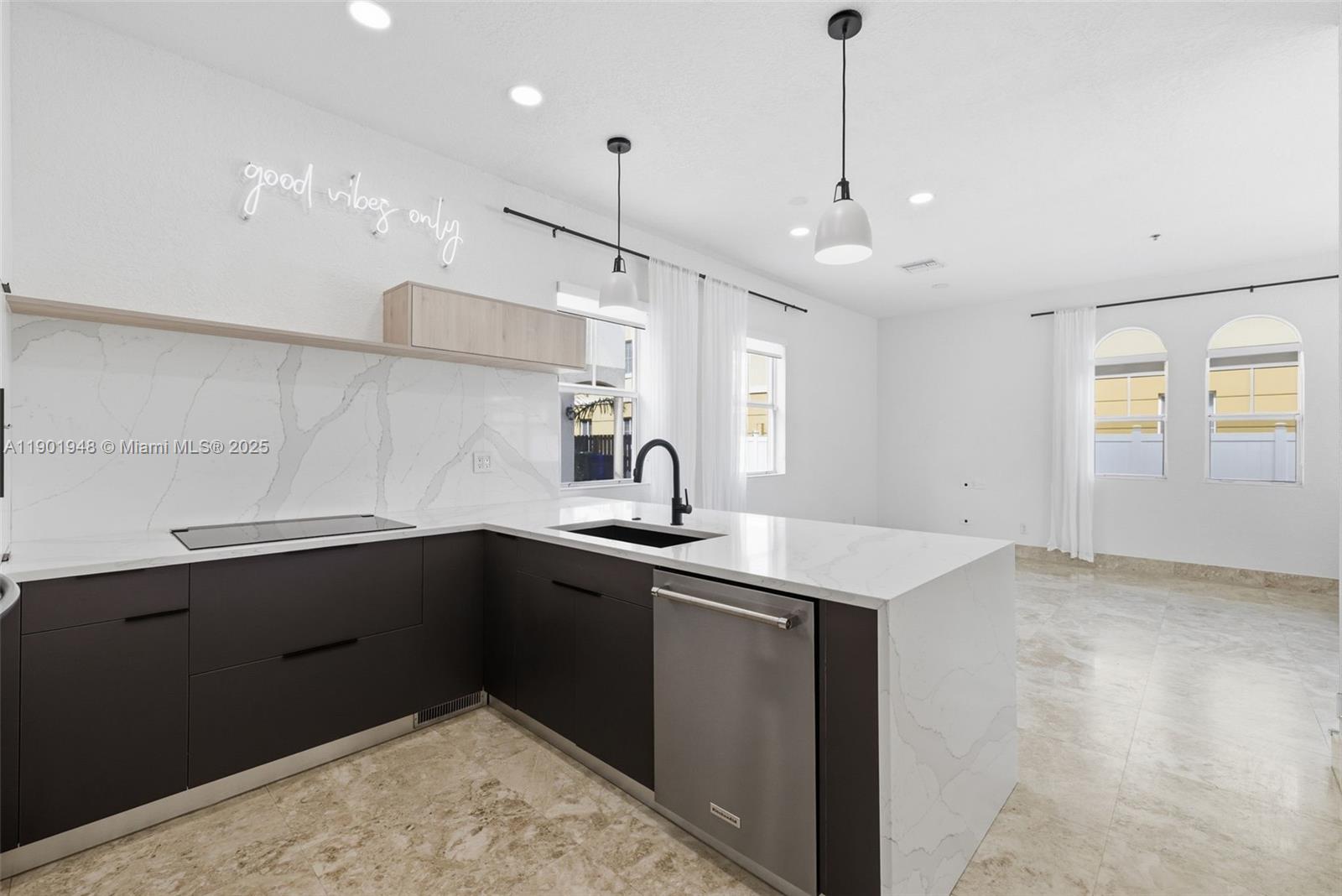 623 NE 11th Ave, Fort Lauderdale