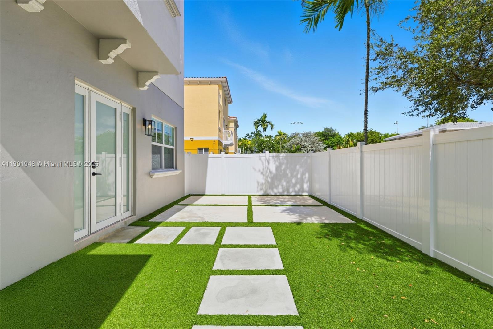 623 NE 11th Ave, Fort Lauderdale