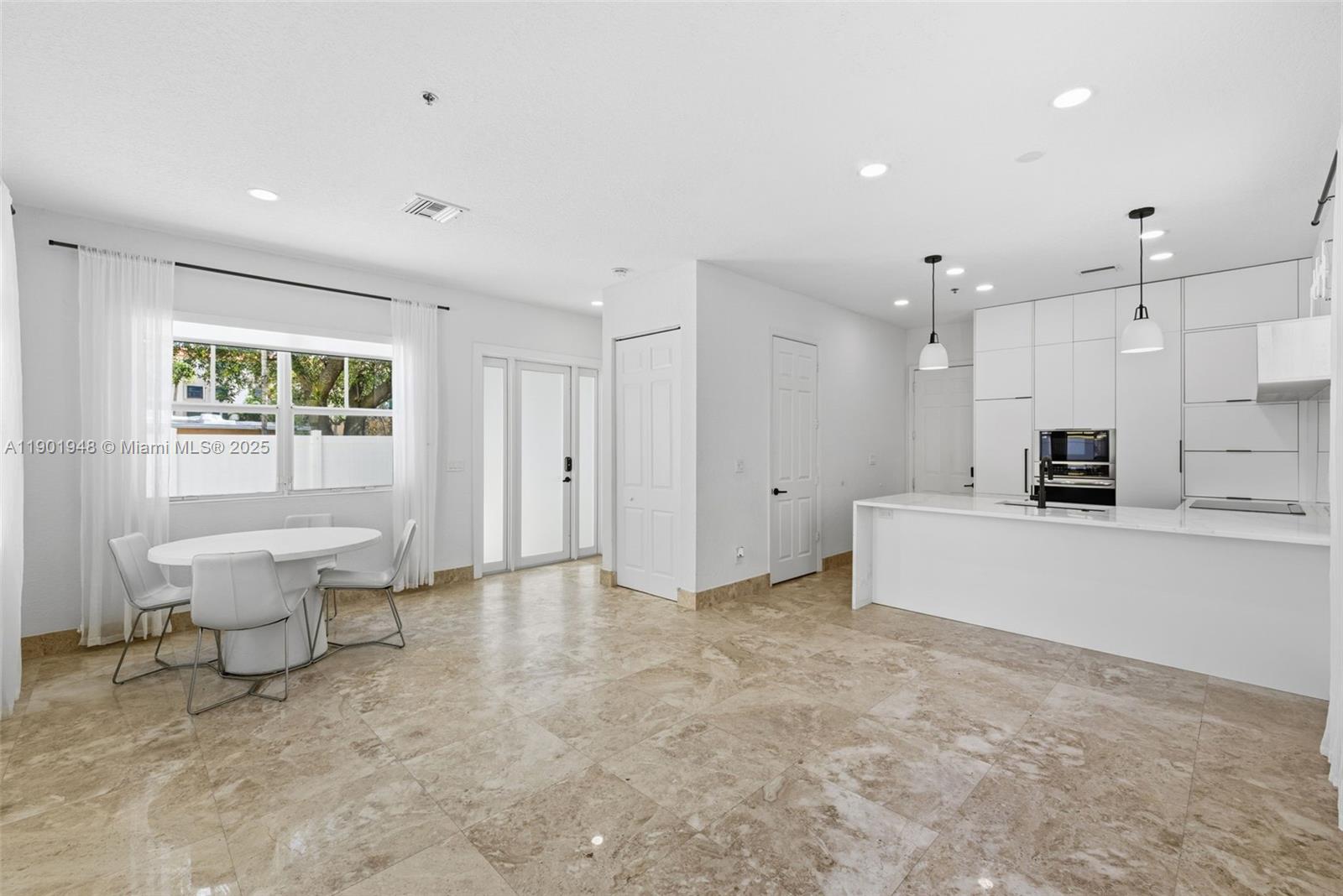 623 NE 11th Ave, Fort Lauderdale