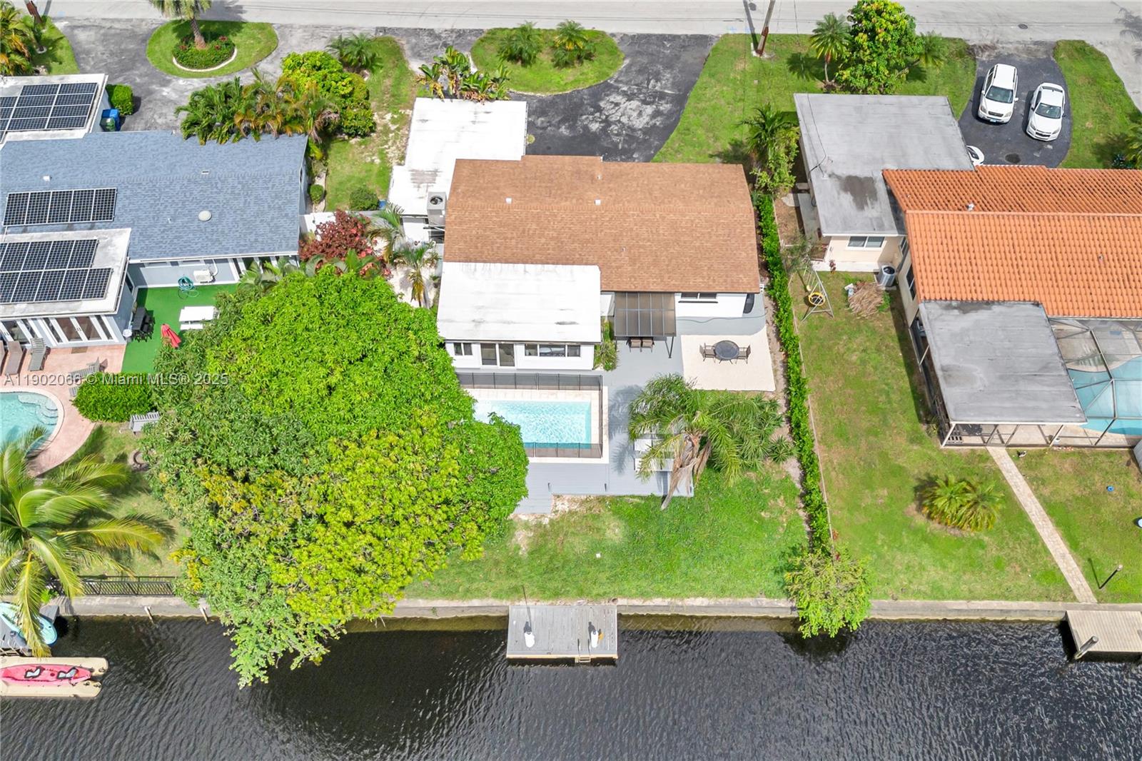 1040 NW 30th Ct, Wilton Manors