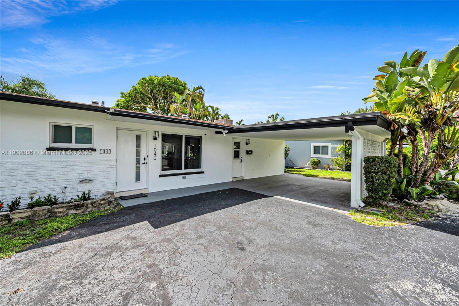 1040 NW 30th Ct, Wilton Manors