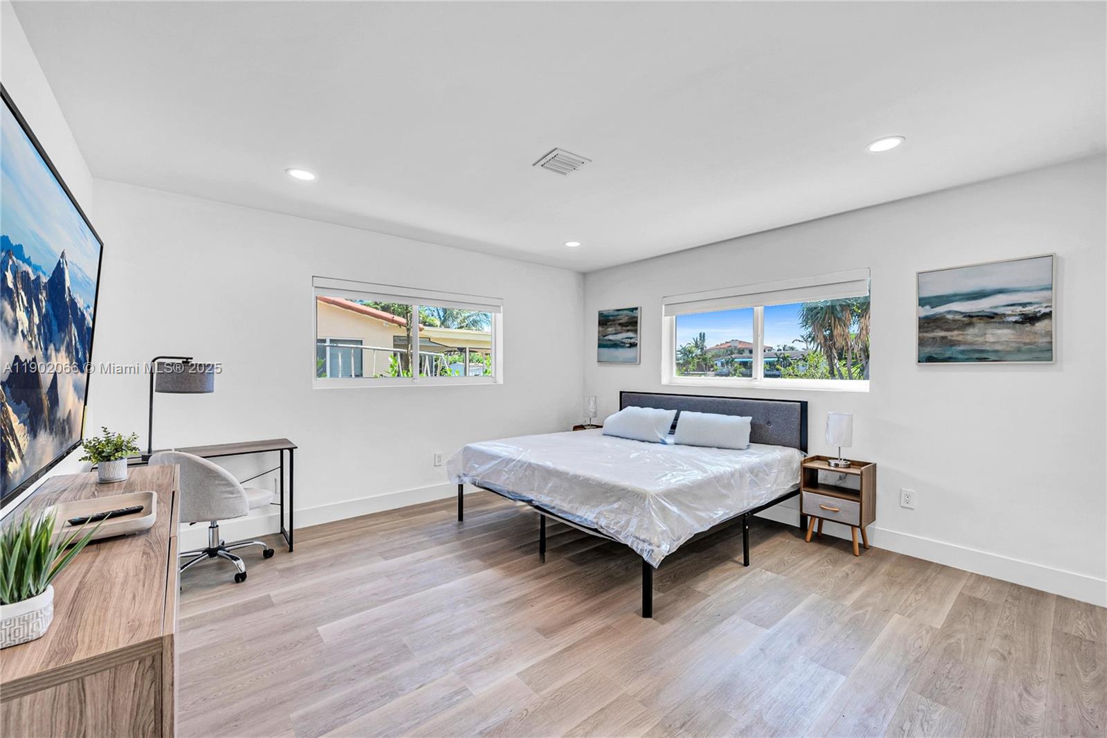 1040 NW 30th Ct, Wilton Manors