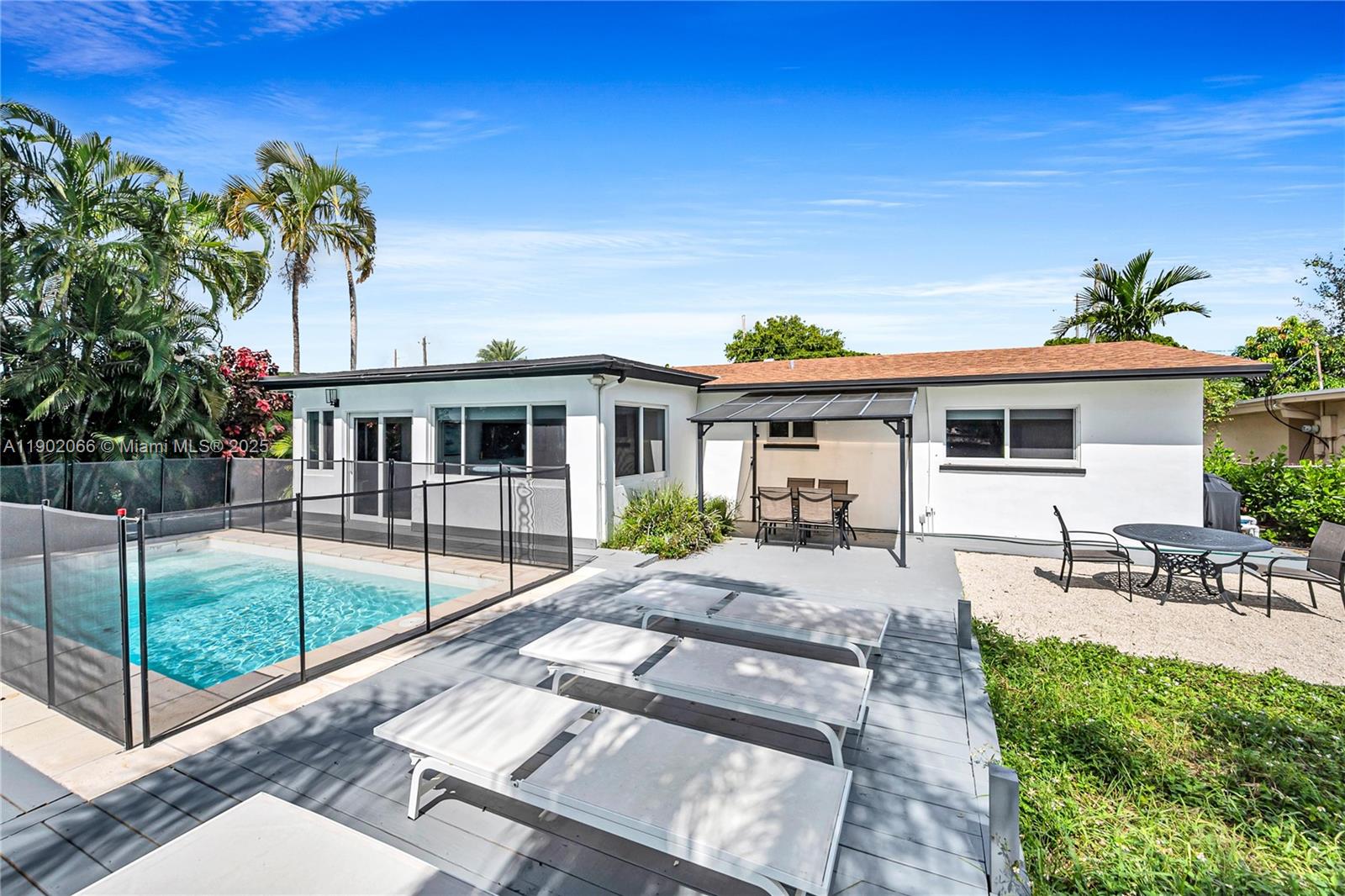 1040 NW 30th Ct, Wilton Manors