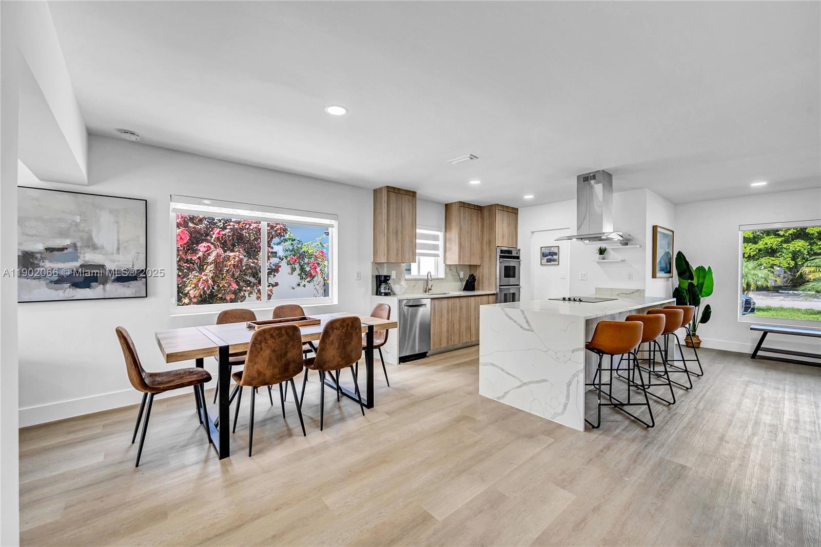 1040 NW 30th Ct, Wilton Manors