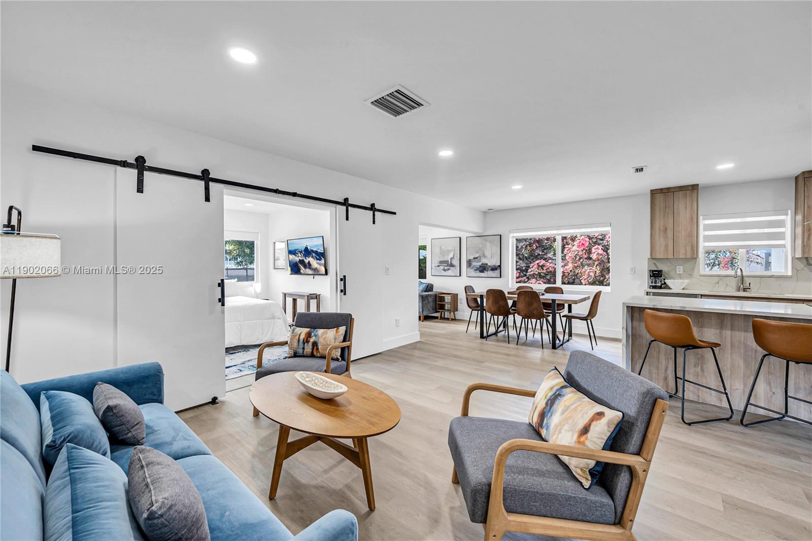 1040 NW 30th Ct, Wilton Manors