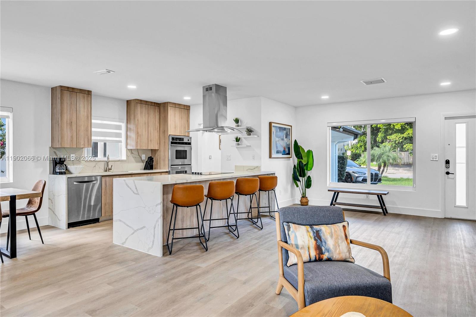 1040 NW 30th Ct, Wilton Manors