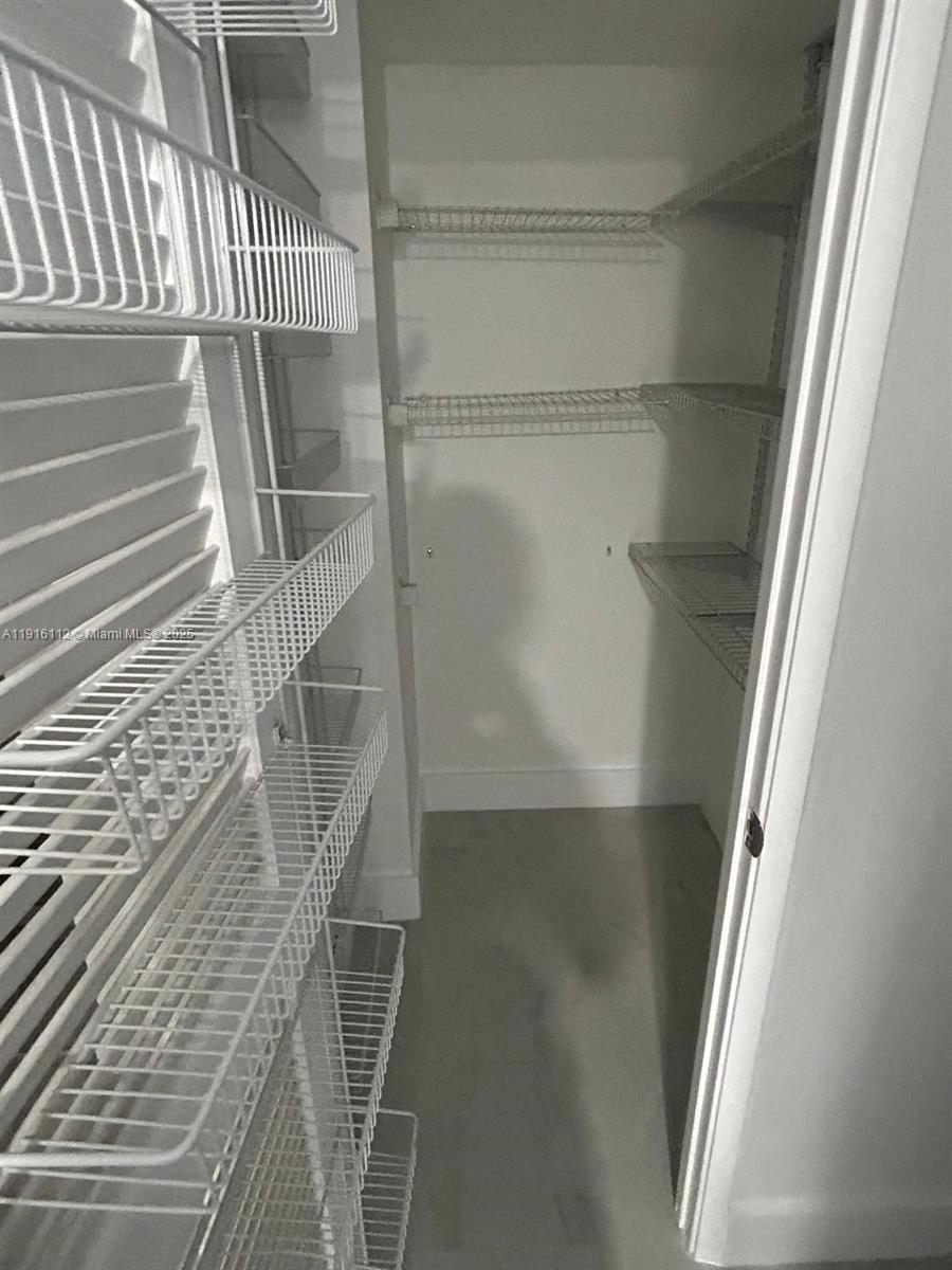 1750 NE 191st St # 4 Unit: 426-4