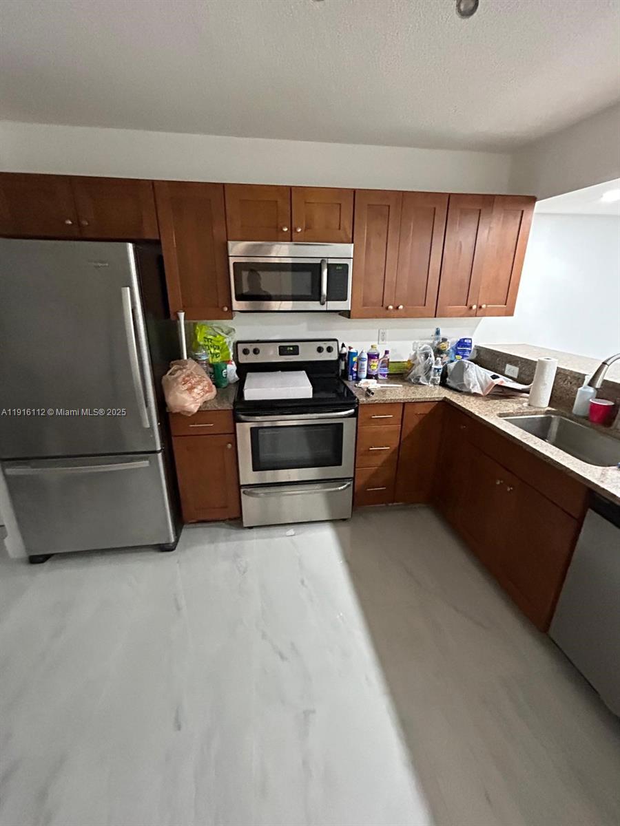 1750 NE 191st St # 4 Unit: 426-4