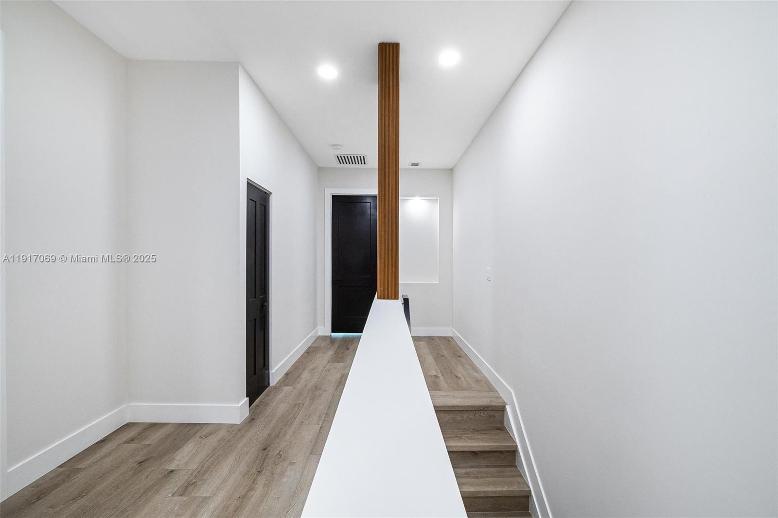 535 NW 52nd St