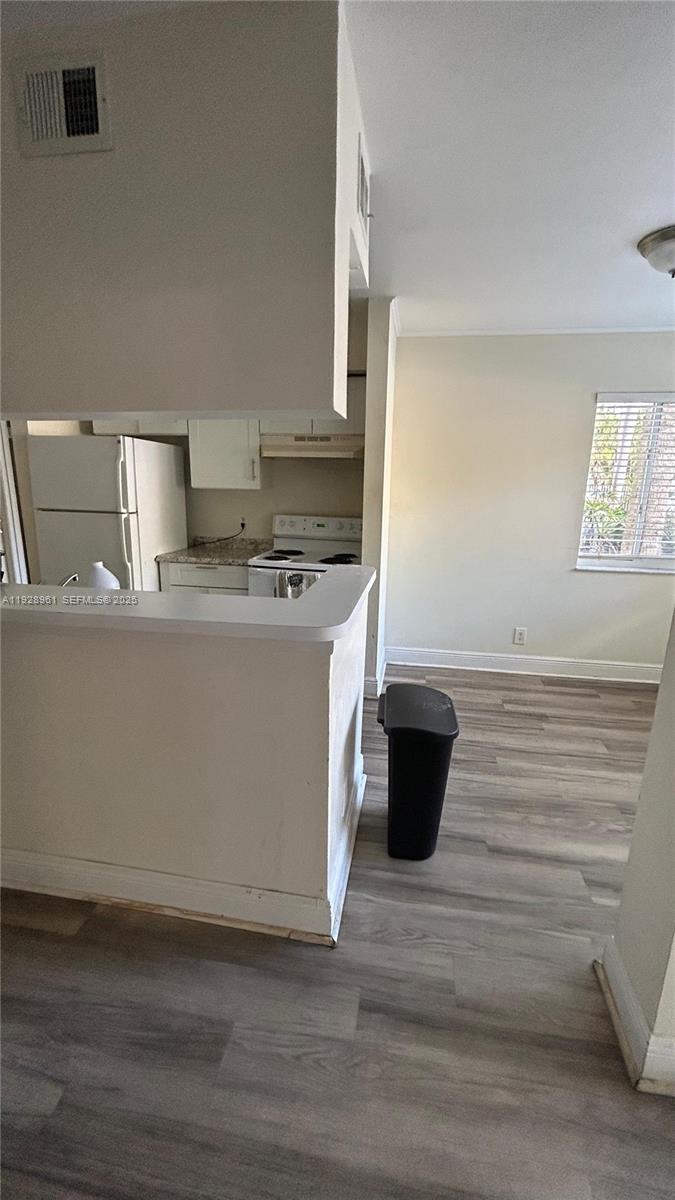 5686 Rock Island Rd # 107