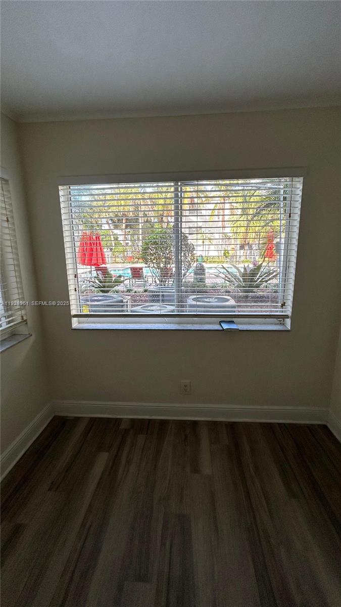 5686 Rock Island Rd # 107