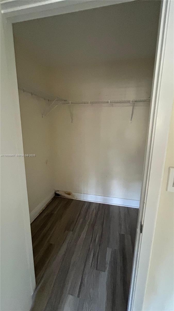 5686 Rock Island Rd # 107