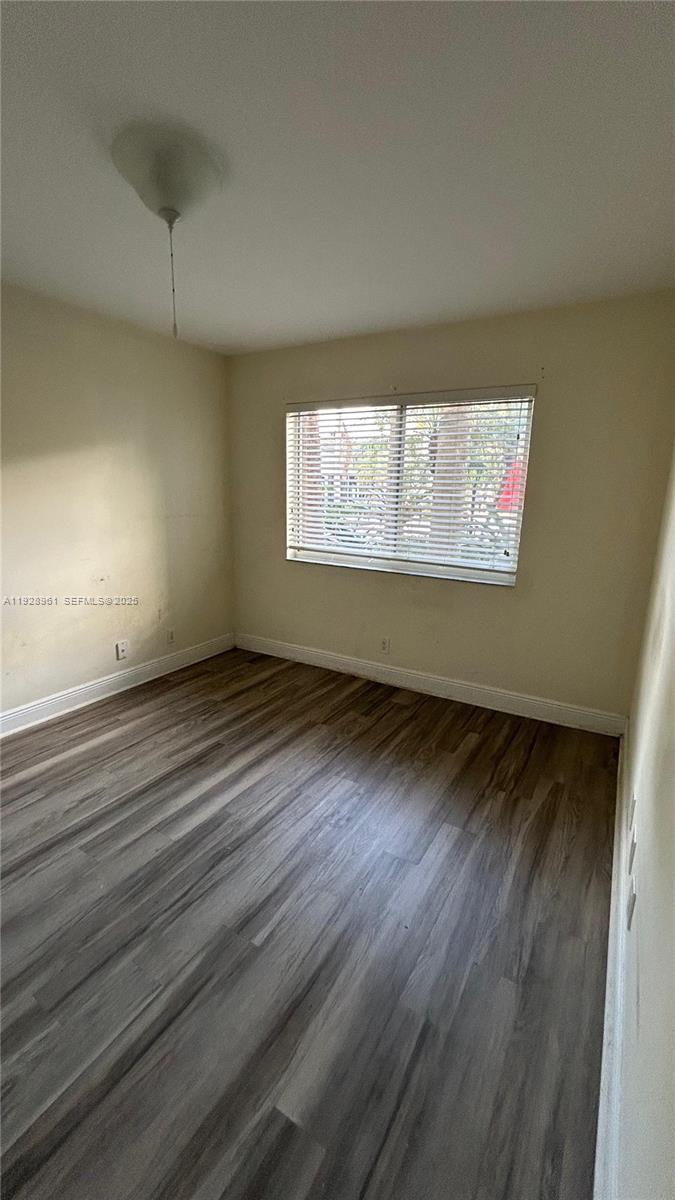 5686 Rock Island Rd # 107