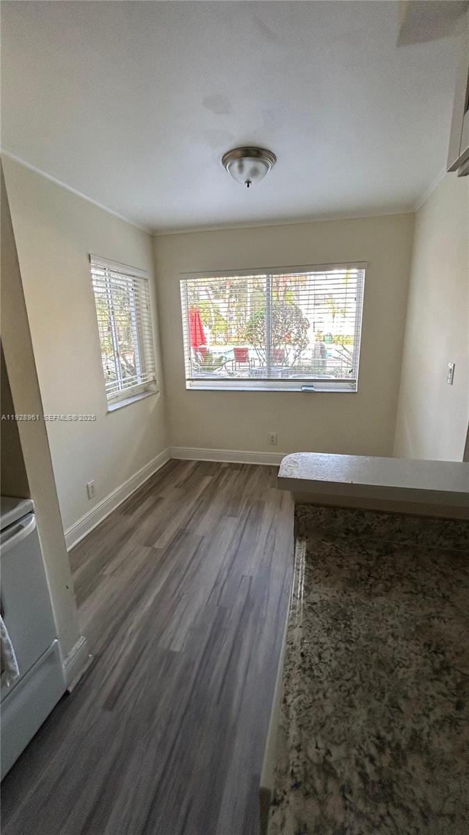 5686 Rock Island Rd # 107