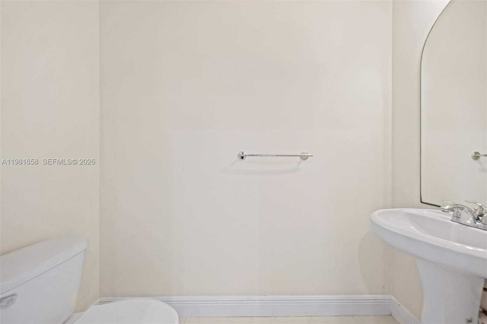 2951 Virginia St # 2957