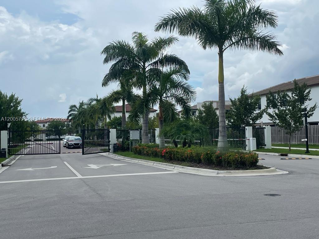 784 NE 206th Ter # 784