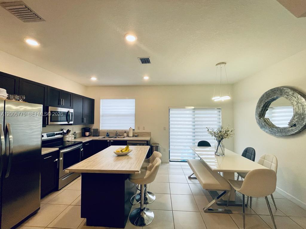 784 NE 206th Ter # 784