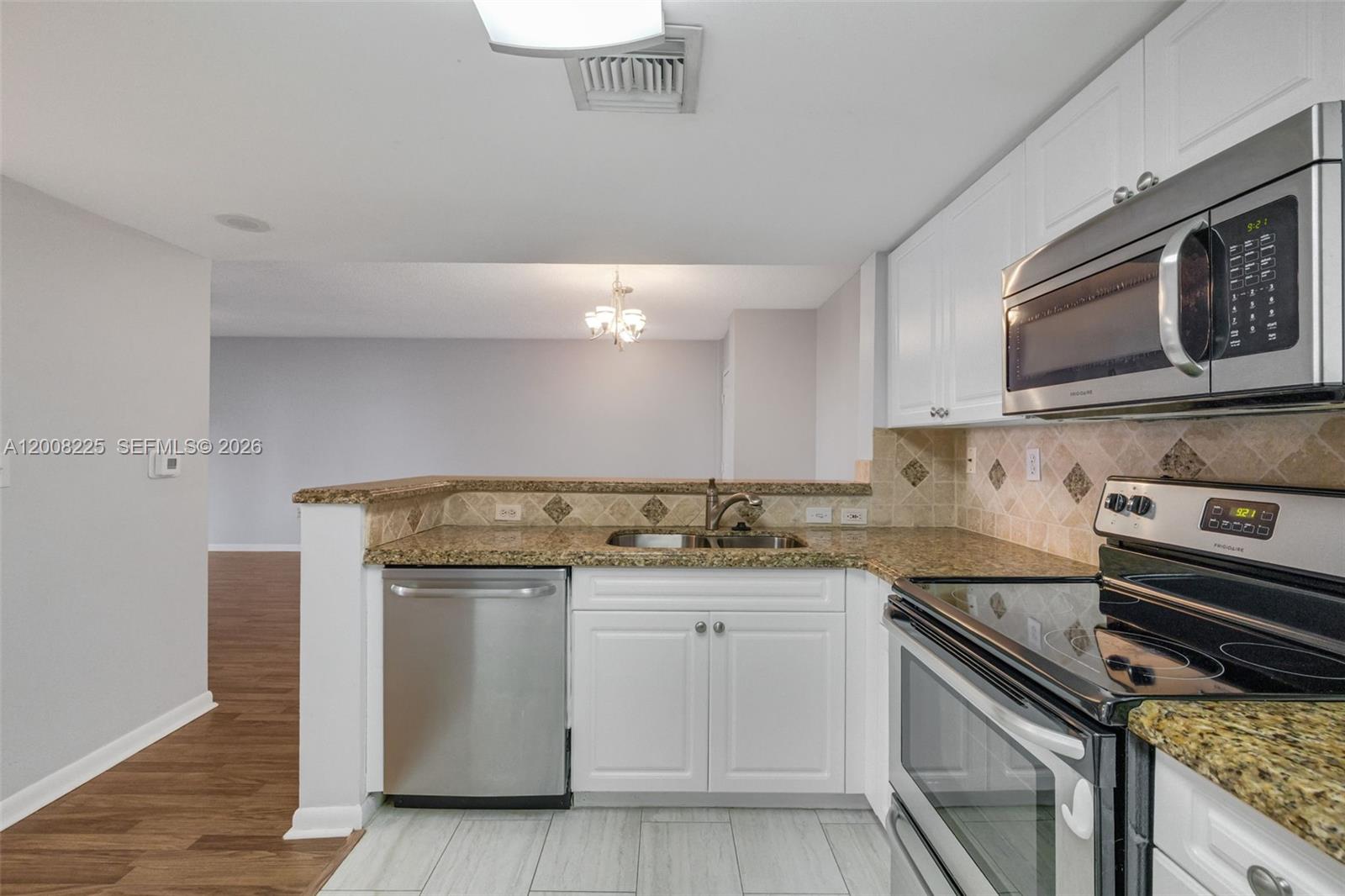 520 SE 5th Ave # 3305