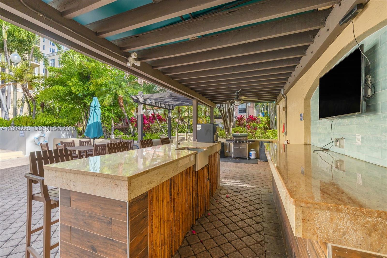 520 SE 5th Ave # 3305