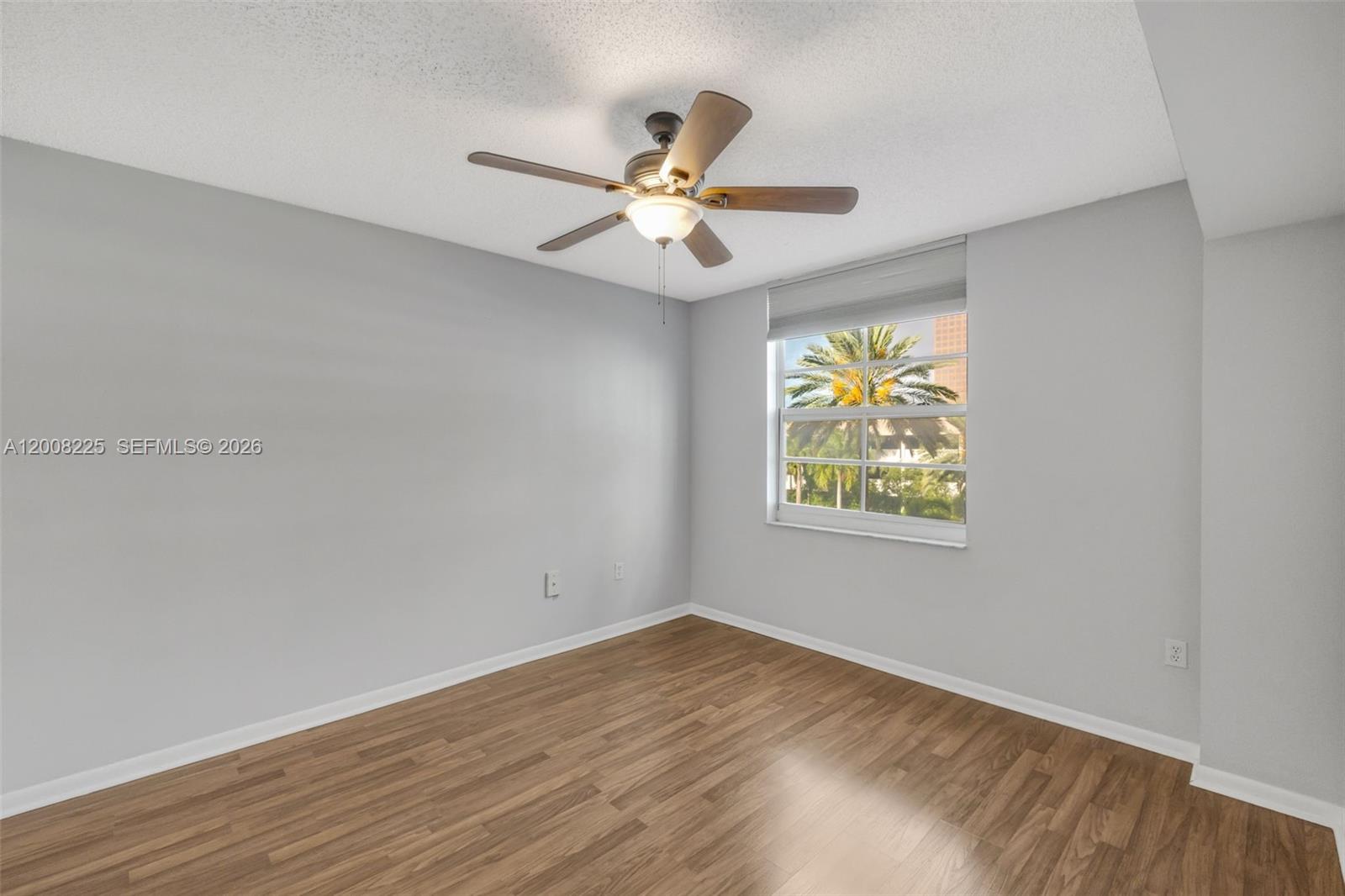 520 SE 5th Ave # 3305