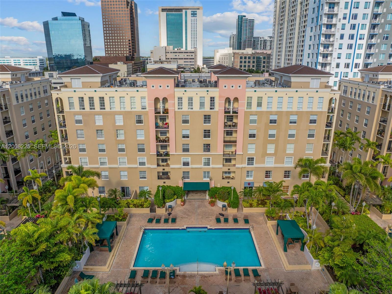 520 SE 5th Ave # 3305