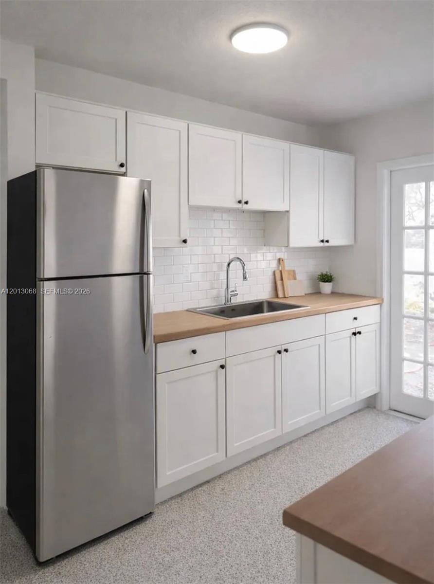 34 SE 1st Ave # B Unit: A-B