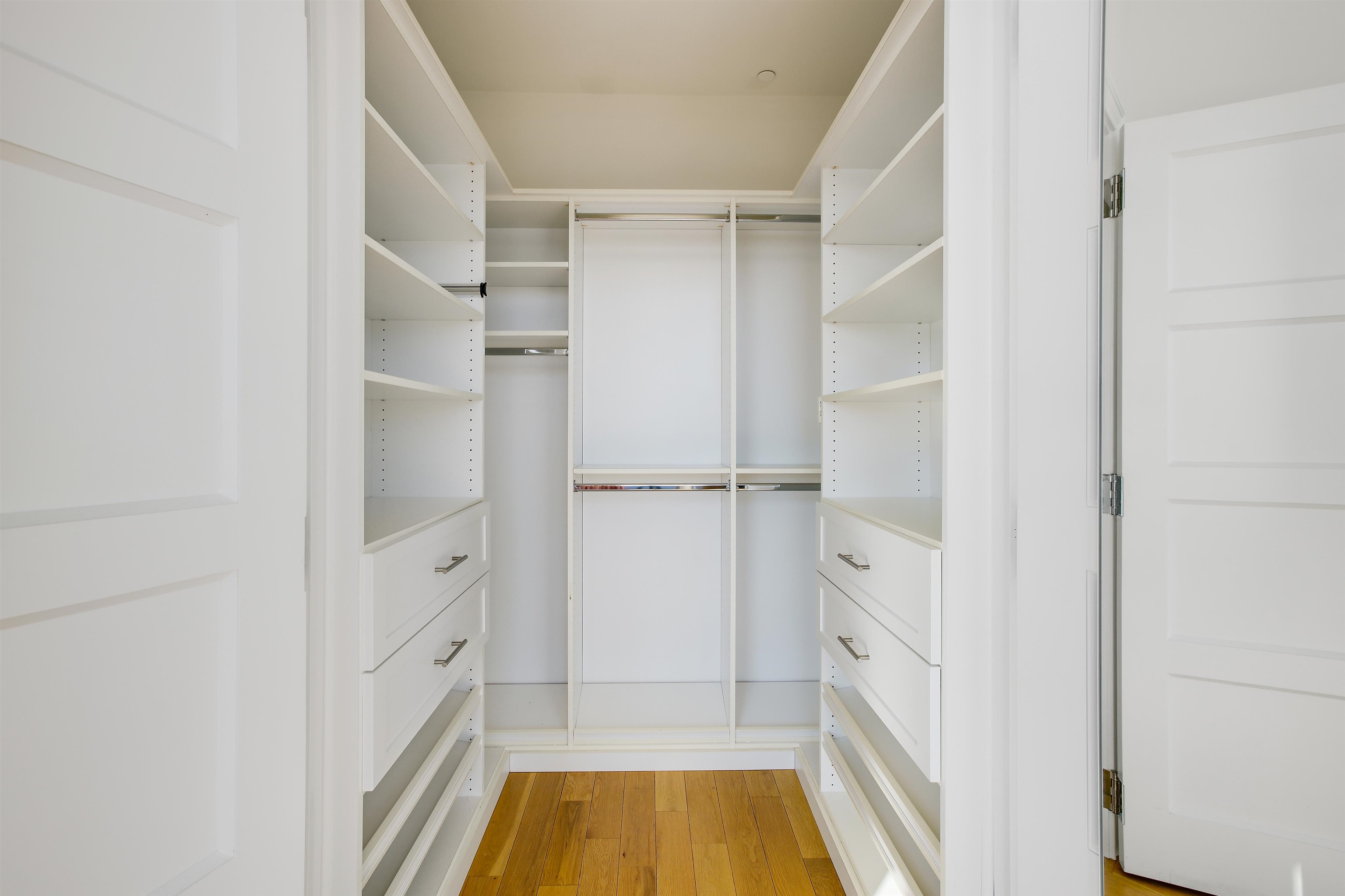 9 SOMERSET LANE Unit: 202