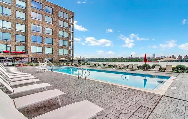 9 SOMERSET LANE Unit: PH606-607