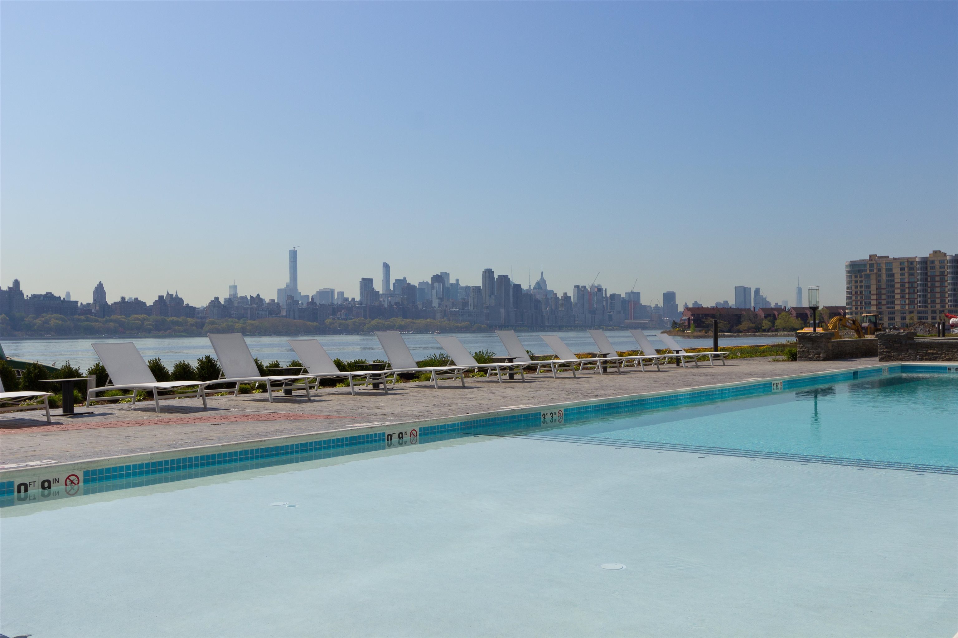 9 SOMERSET LANE Unit: PH606-607