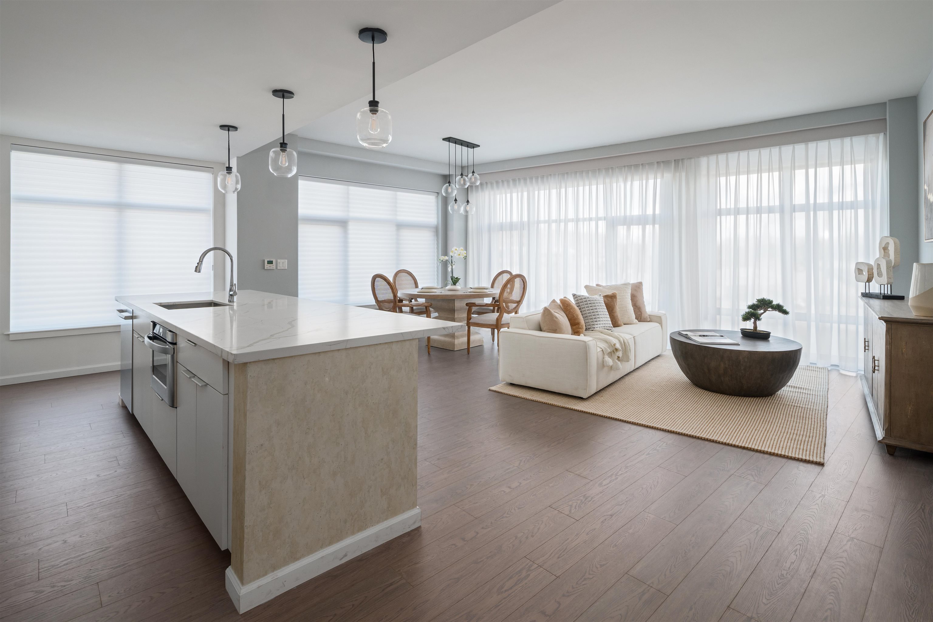 143 OLD RIVER RD Unit: 404