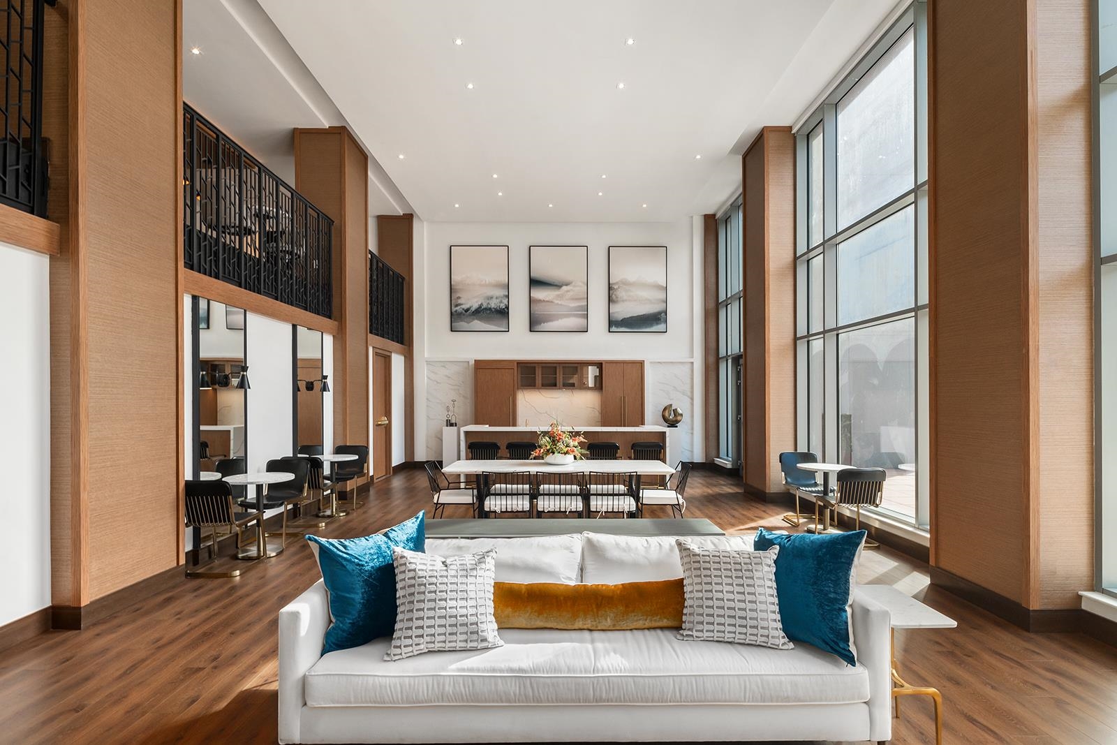 143 OLD RIVER RD Unit: 501