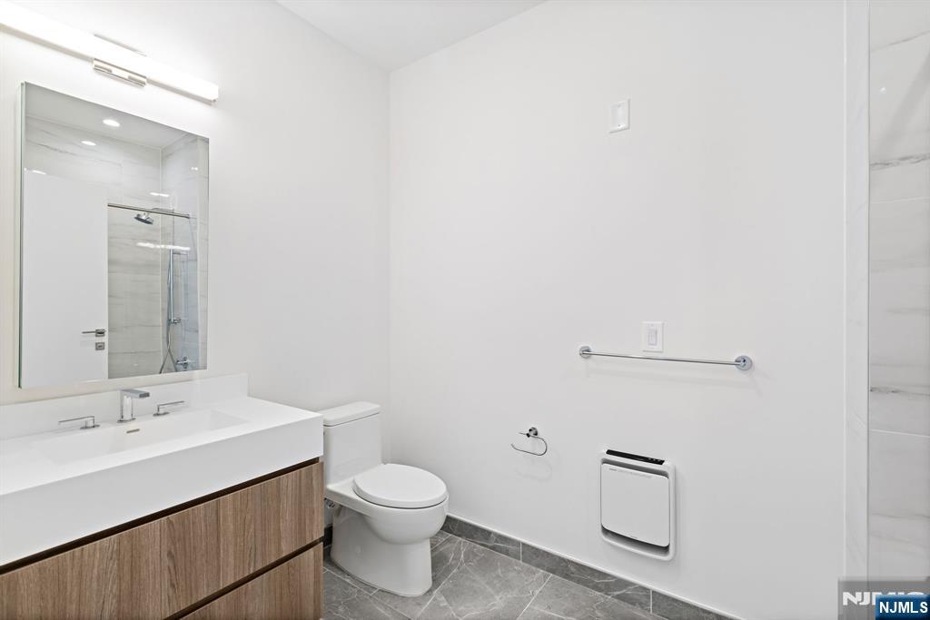 143 Old River Road 601