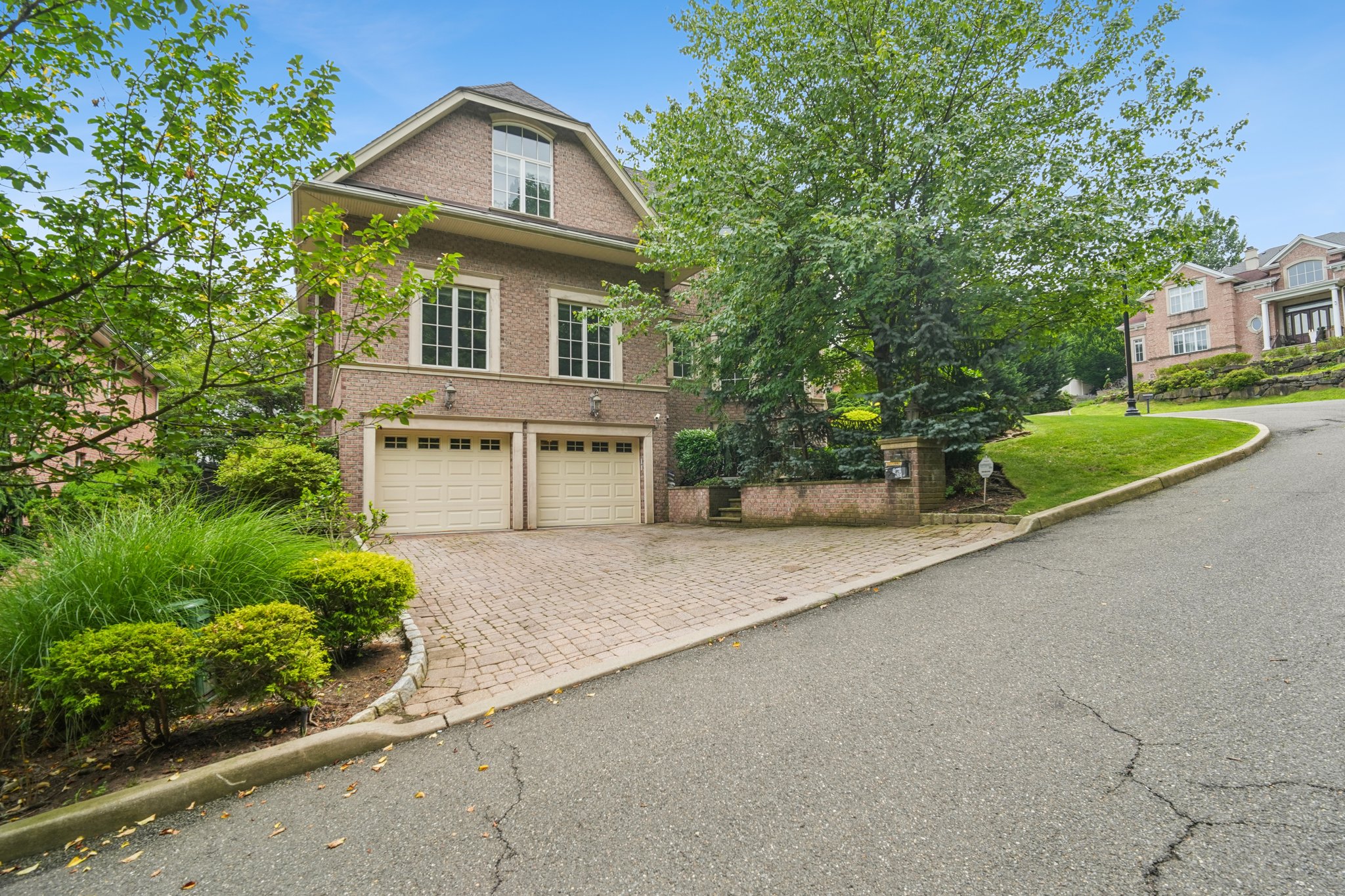 55 McDermott Way 