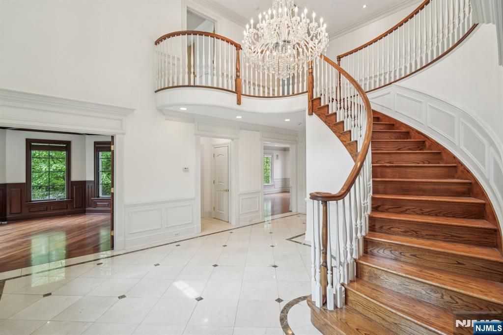 55 McDermott Way
