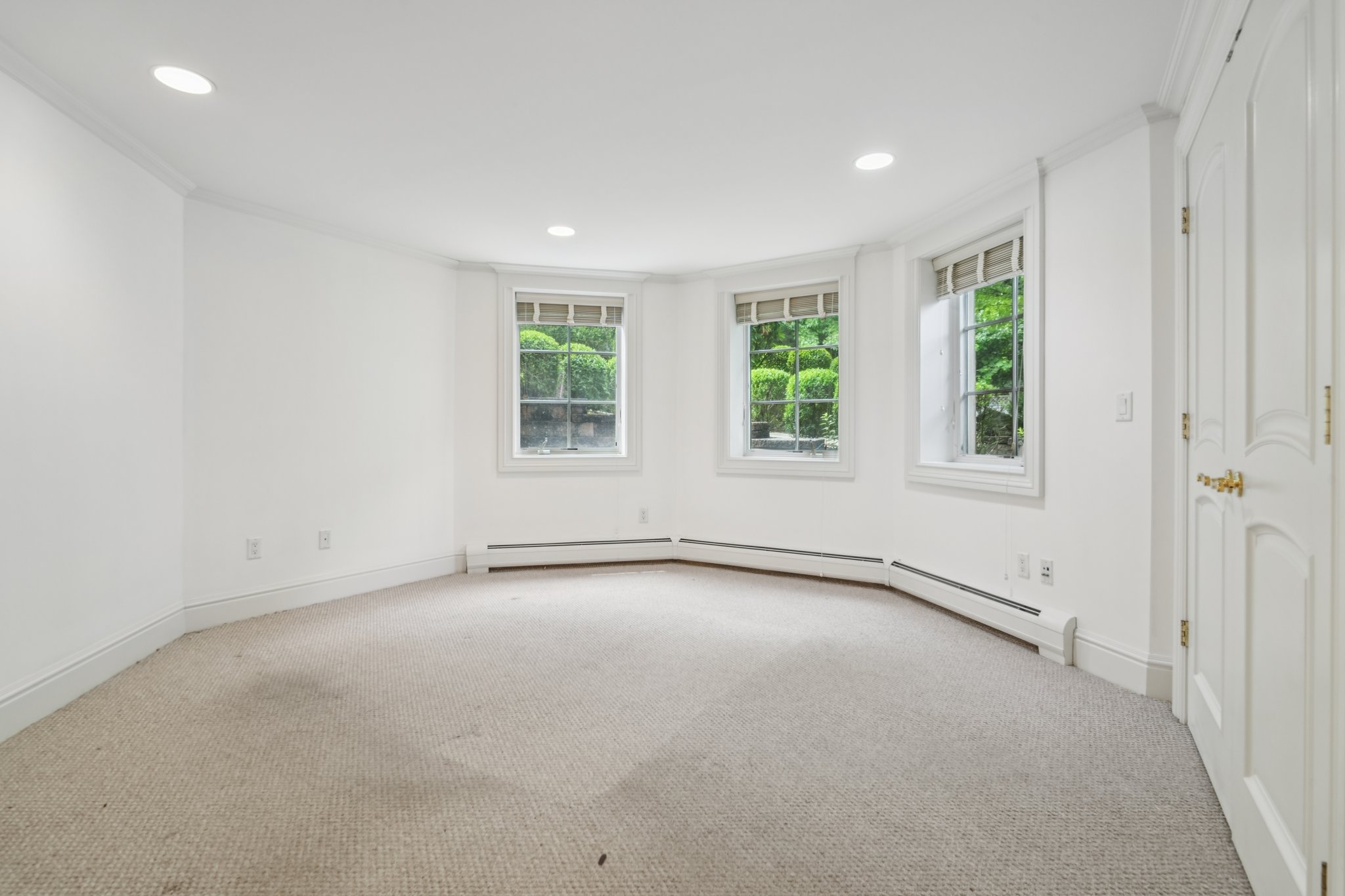 55 McDermott Way 