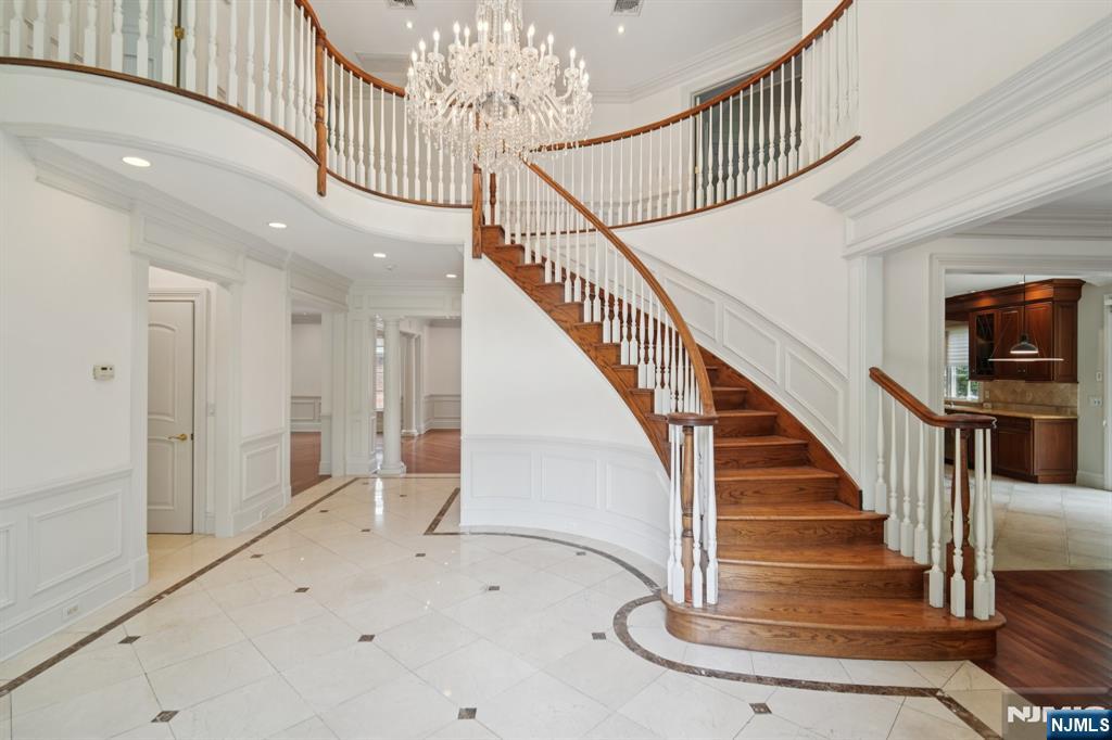 55 McDermott Way