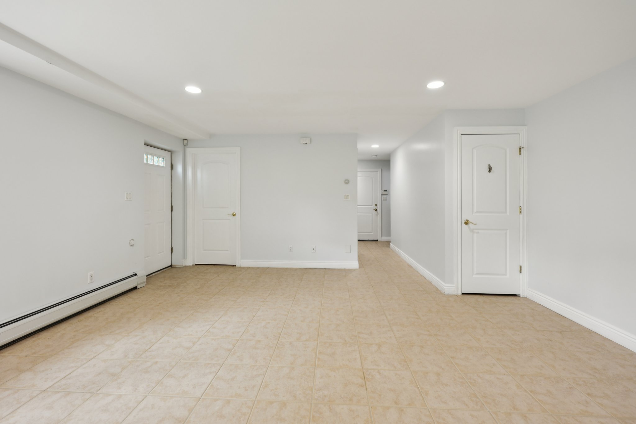 285 Knox Avenue 