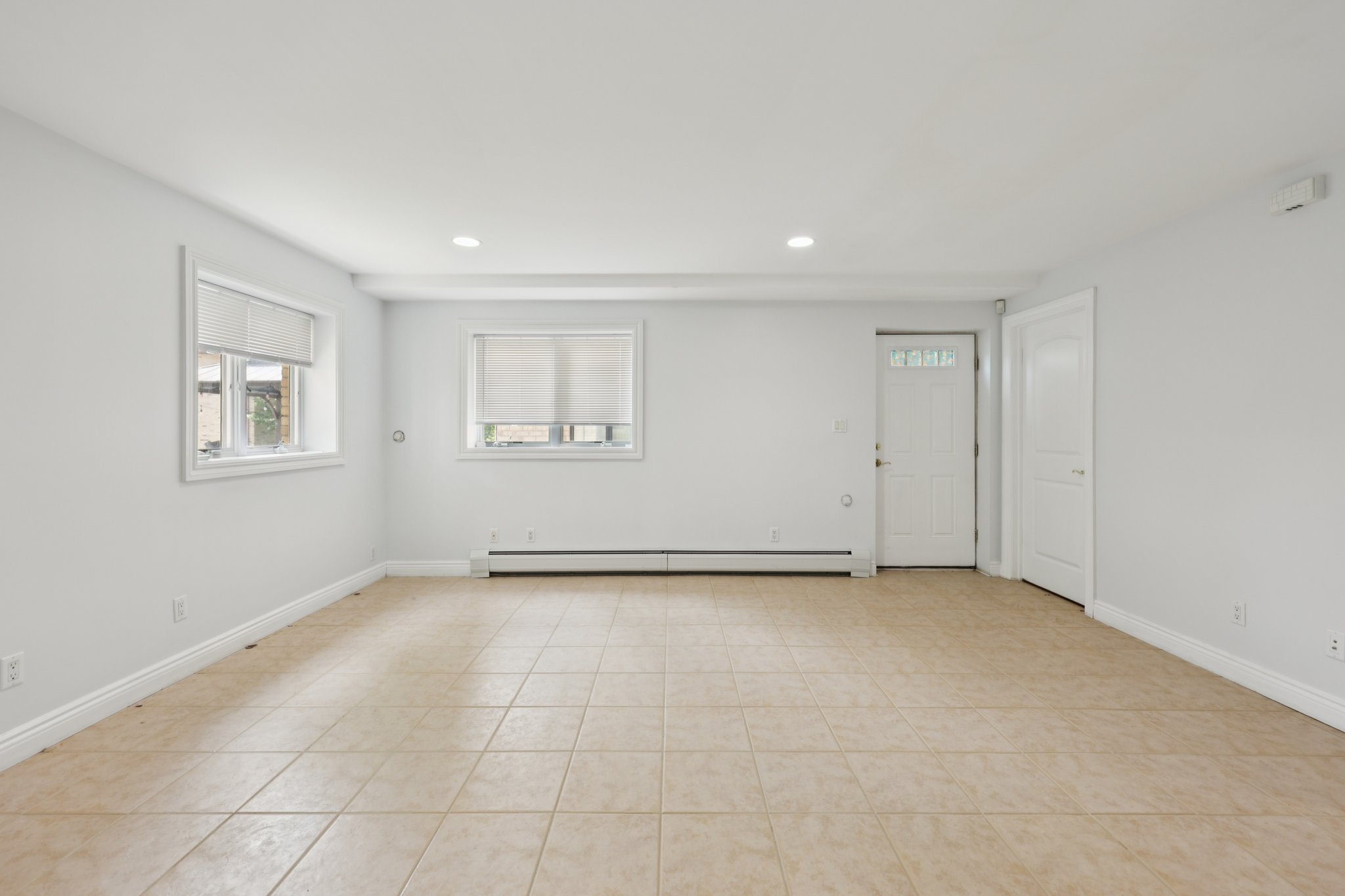 285 Knox Avenue 