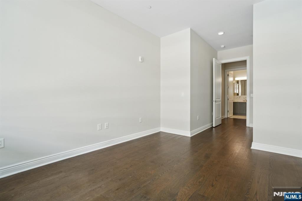 3 Somerset Lane 409