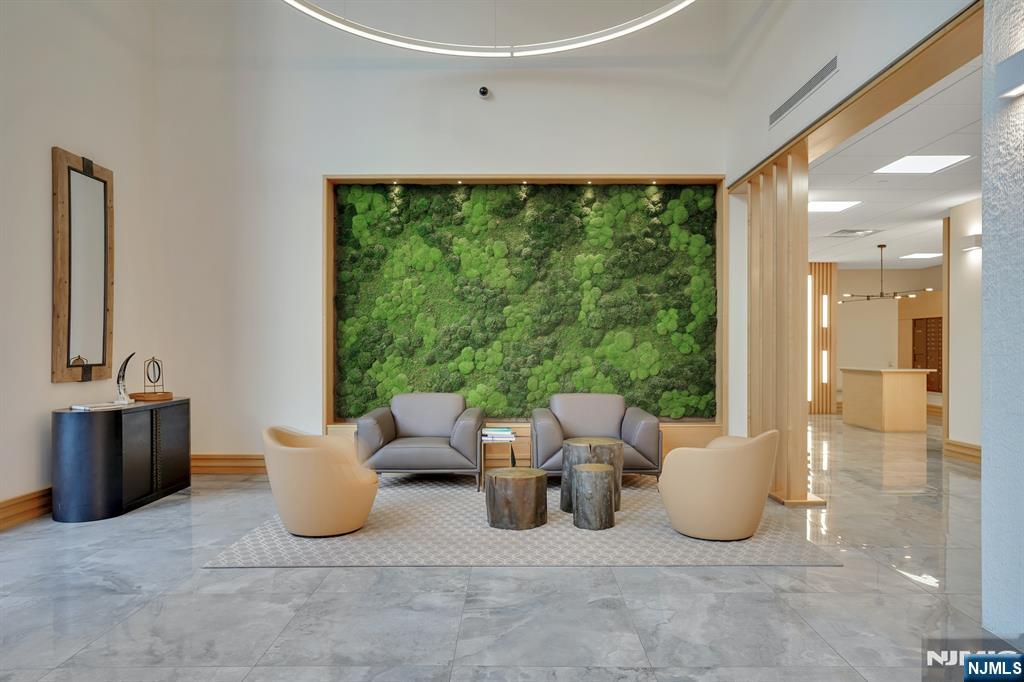3 Somerset Lane 409