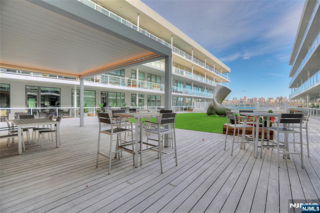 3 Somerset Lane 409