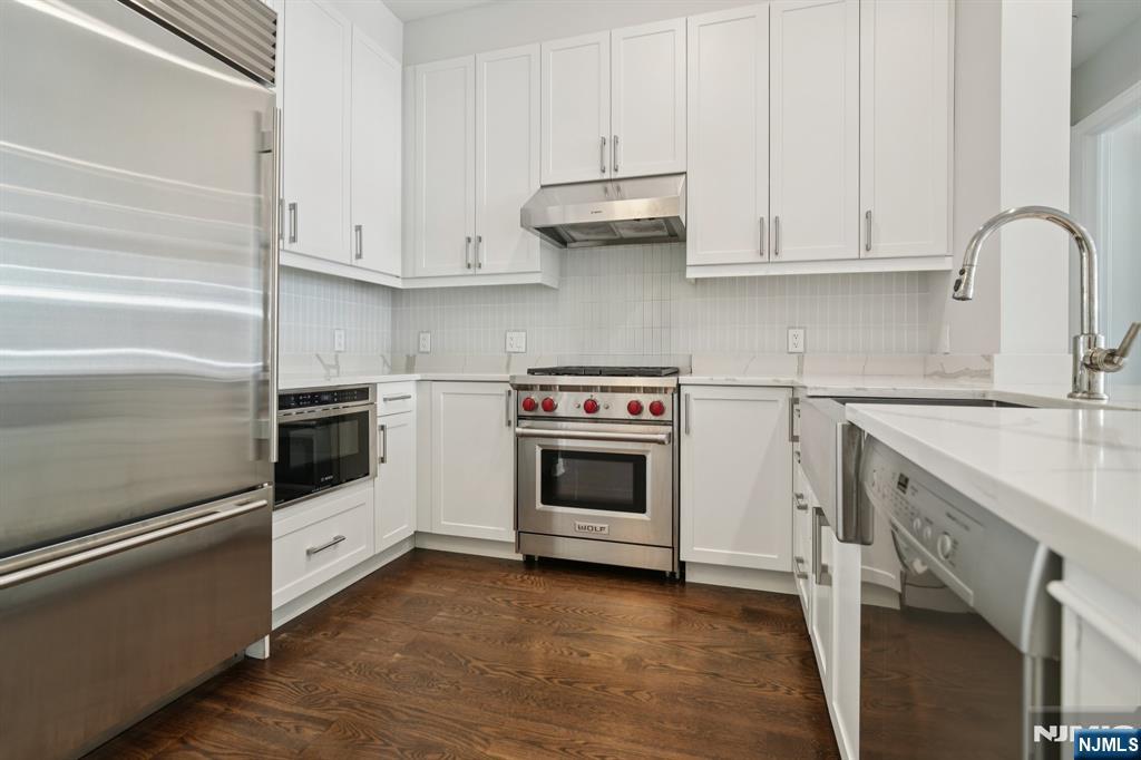 3 Somerset Lane 409