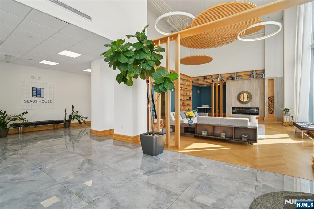 3 Somerset Lane 409