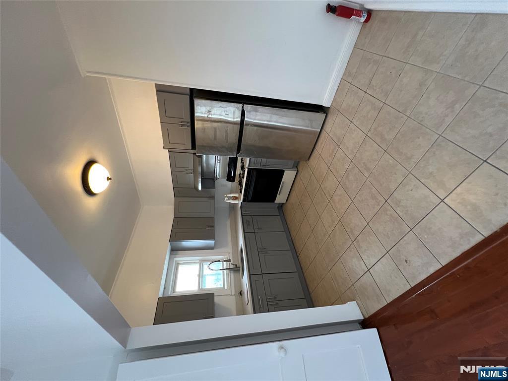 48 1st Avenue