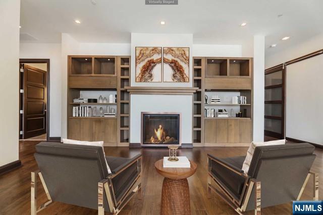 9 Somerset Lane PH606-607