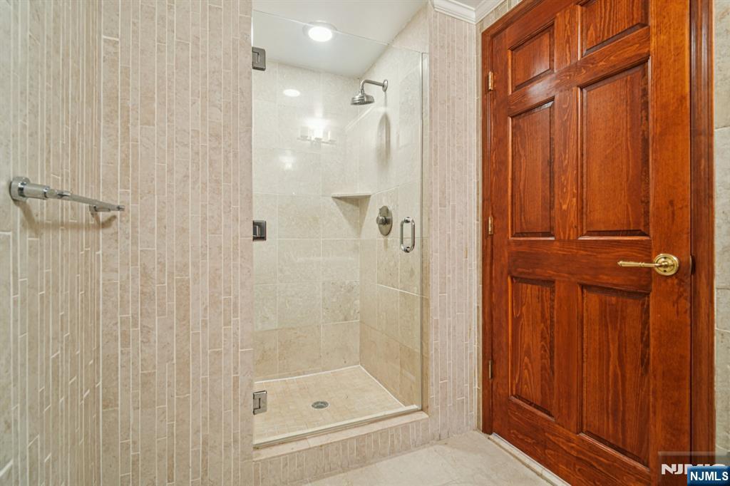 100 Old Palisade PL16