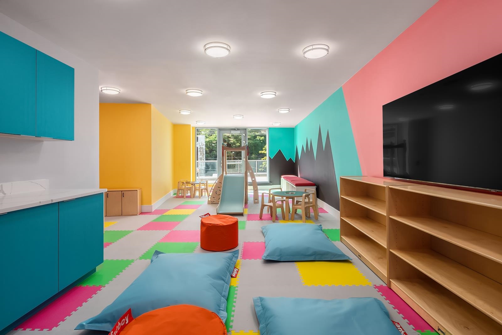 143 OLD RIVER RD Unit: 305